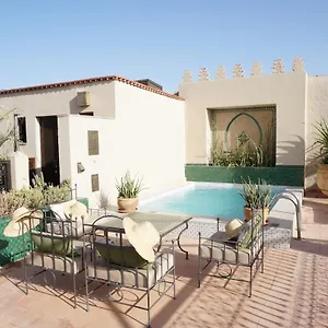 Riad Le Clos Des Arts ****