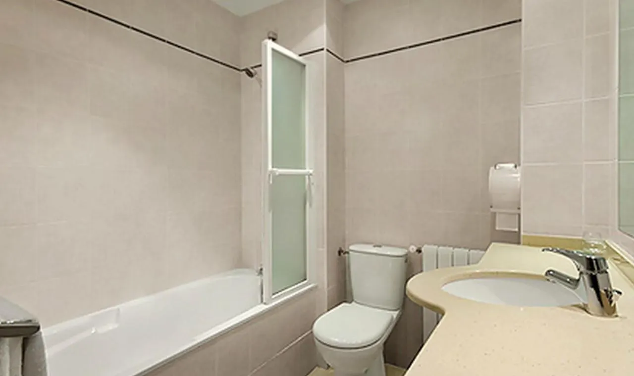 **  Hotel Icare Toulouse France